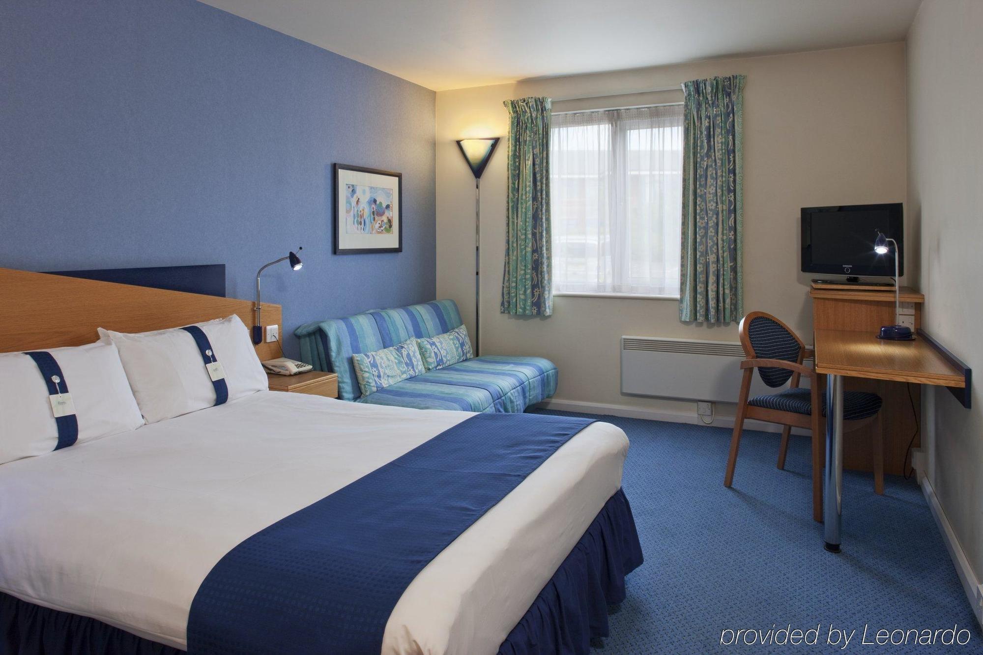 Holiday Inn Express Gloucester - South, An Ihg Hotel Eksteriør billede